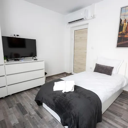 Aparthotel Cheese Sjoemen