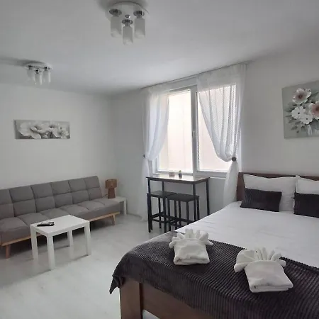 Cheese 3* Șumen